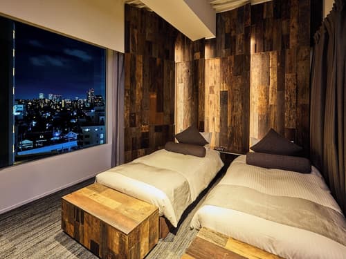 ONE＠Tokyo by insomnia, Room