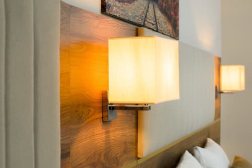 White House Hotel, Room