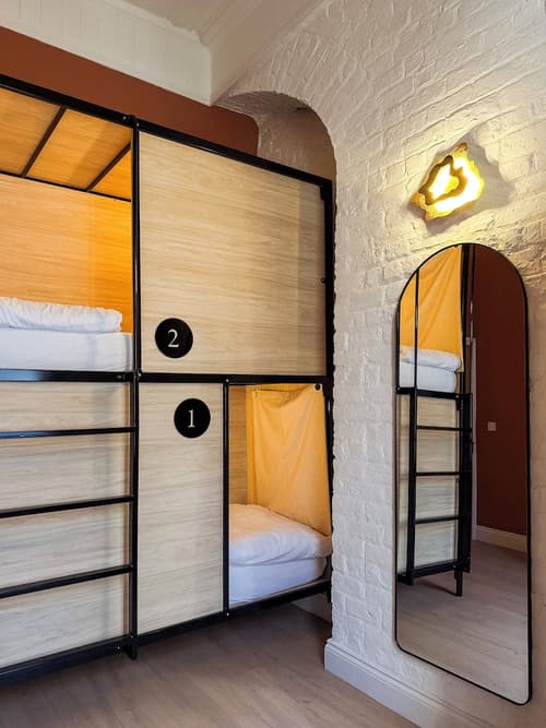 Gardiner House Hostel