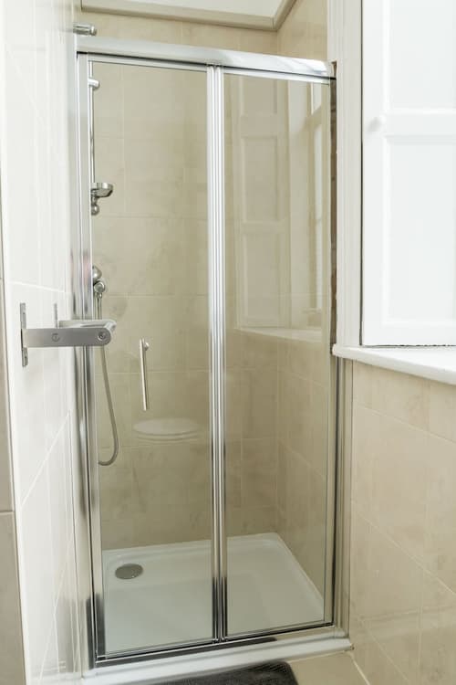 Gardiner House Hostel, Room