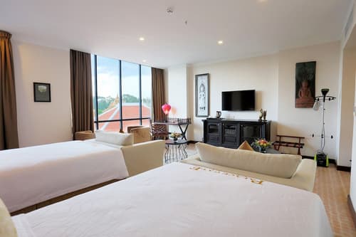 Palace Gate Hotel & Resort by EHM