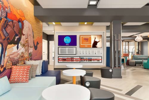 Tru by Hilton Cheyenne WY, Lobby