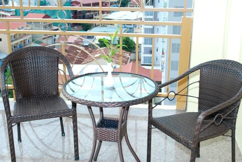 Phnom Penh Era Hotel, Balcony