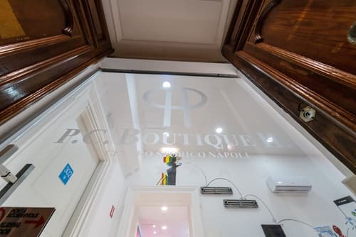 P.C. Boutique H. Napoli Centro by ClaPa Group Dislocated Hospitality, Interior entrance