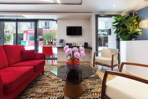 Hotel Hor Les Lumières, Reception