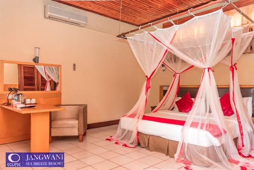 Best Western Jangwani Sea Breeze Hotel