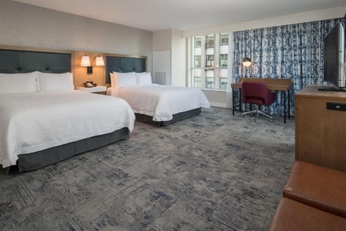 Hampton Inn & Suites Portland-Pearl District