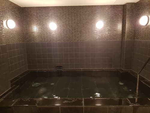 Y’s Hotel Shin - Osaka