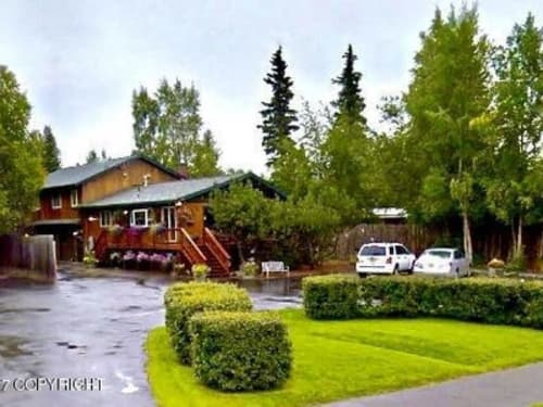 Jewel Lake Bed and Breakfast, Miscellaneous