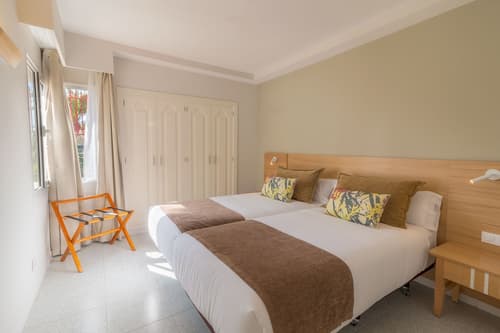 Hotel LIVVO Koala Garden