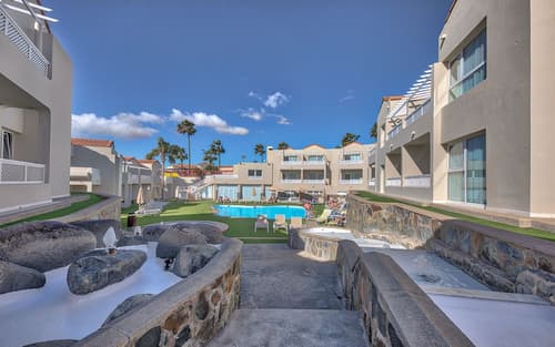 Hotel LIVVO Koala Garden