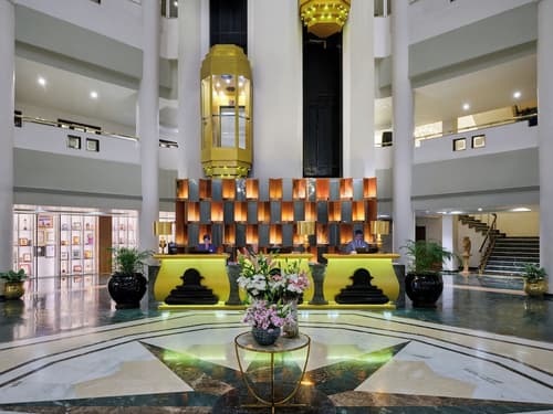 Hotel Swosti Premium