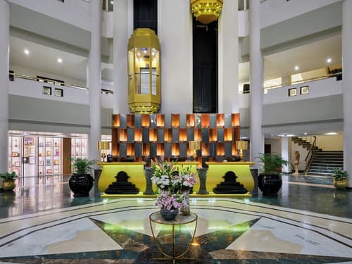 Hotel Swosti Premium