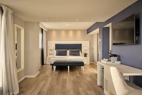 Catalonia Del Mar - Adults Only