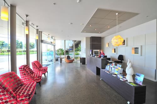 Millennium Hotel New Plymouth Waterfront, Reception