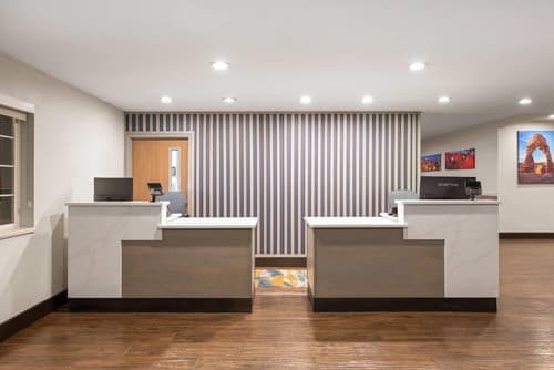 La Quinta Inn & Suites by Wyndham Moab, Lobby