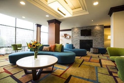 Fairfield Inn and Suites by Marriott Toronto Airport
