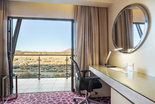 Crowne Plaza Alice Springs Lasseters by IHG, Room