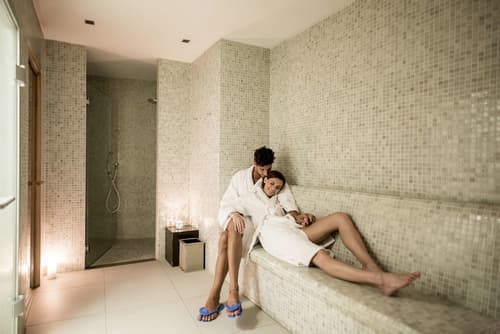 Puro Oasis Urban Hotel