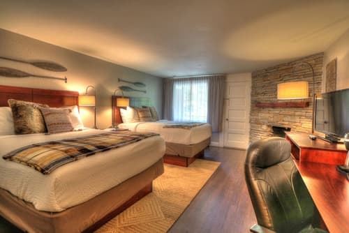 River Edge Inn, Room