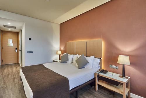 Hotel Silken Puerta de Valencia