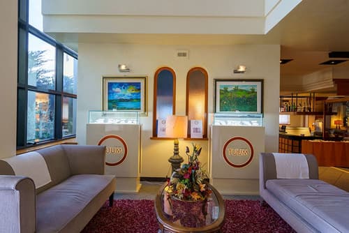 Hotel Cristallo, Lobby sitting area