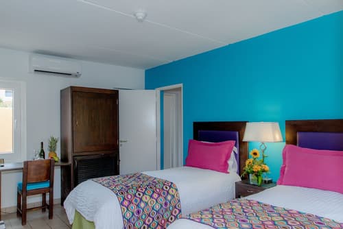 MVC Eagle Beach, Room