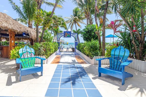 Blue Tang Inn, Lobby sitting area