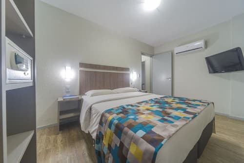 Castelmar Hotel, Room