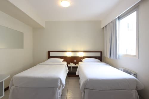 Castelmar Hotel, Room