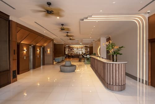 SANA Malhoa Hotel, Reception