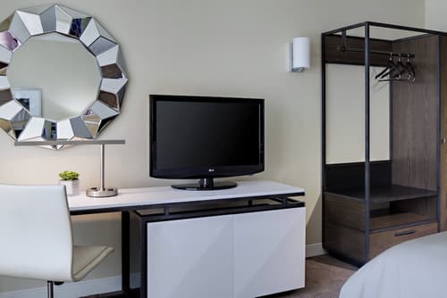 Renaissance Las Vegas Hotel