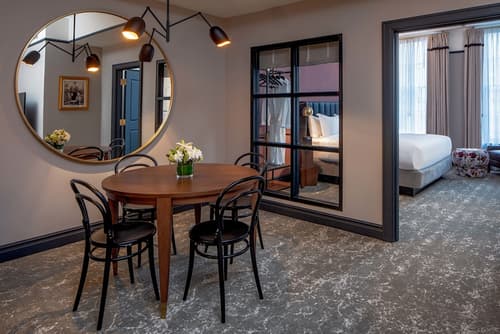 The Eliza Jane, Autograph Collection