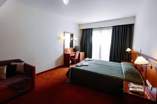 The Athens Mirabello, Room