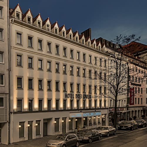 Drei Löwen Hotel, Front of property - evening/night