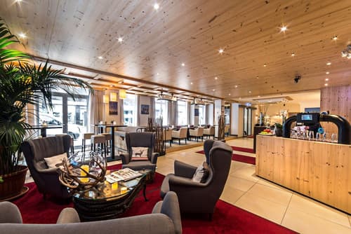 Drei Löwen Hotel, Lobby