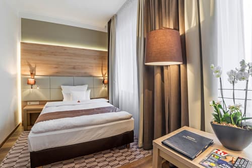 Drei Löwen Hotel, Room