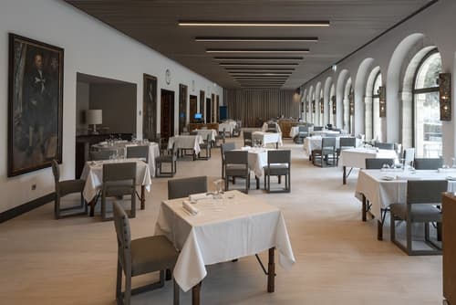 Parador de León, Restaurant