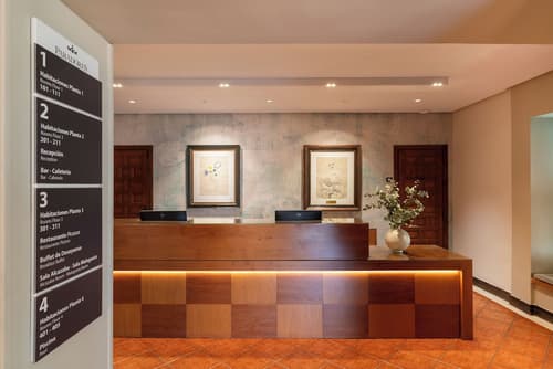 Parador de Malaga Gibralfaro, Reception