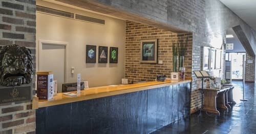 Parador de Segovia, Reception