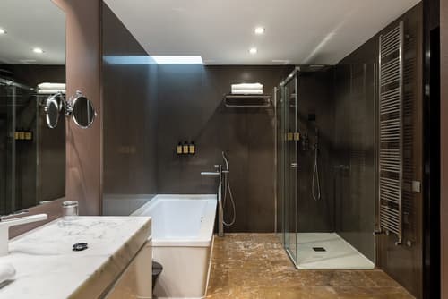 Parador de El Saler, Bathroom