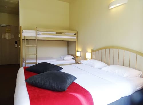 Campanile Val de France, Room