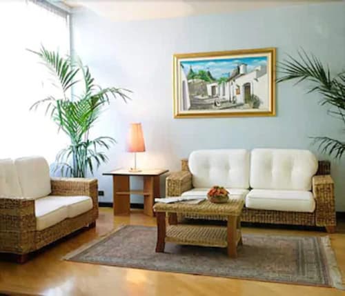 Hotel Astoria, Lobby lounge