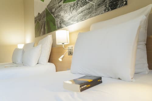 Brit Hotel Mâcon Centre Gare, Room