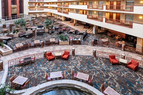 Embassy Suites by Hilton Albuquerque, Lobby