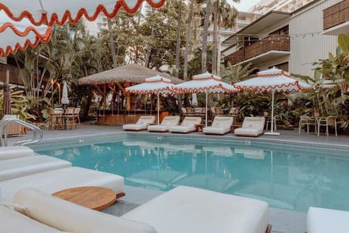 White Sands Hotel, Primary image