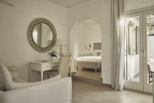 Yria Boutique Hotel & Spa