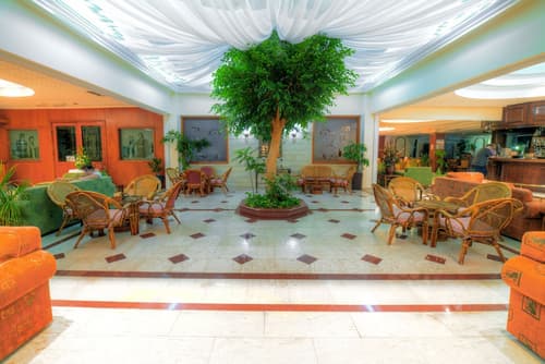 Avlida Hotel, Lobby sitting area