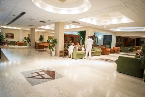 Avlida Hotel, Lobby lounge