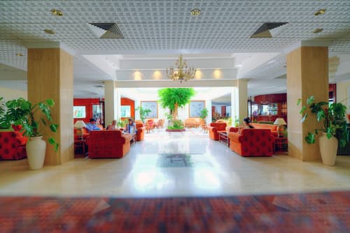 Avlida Hotel, Lobby lounge